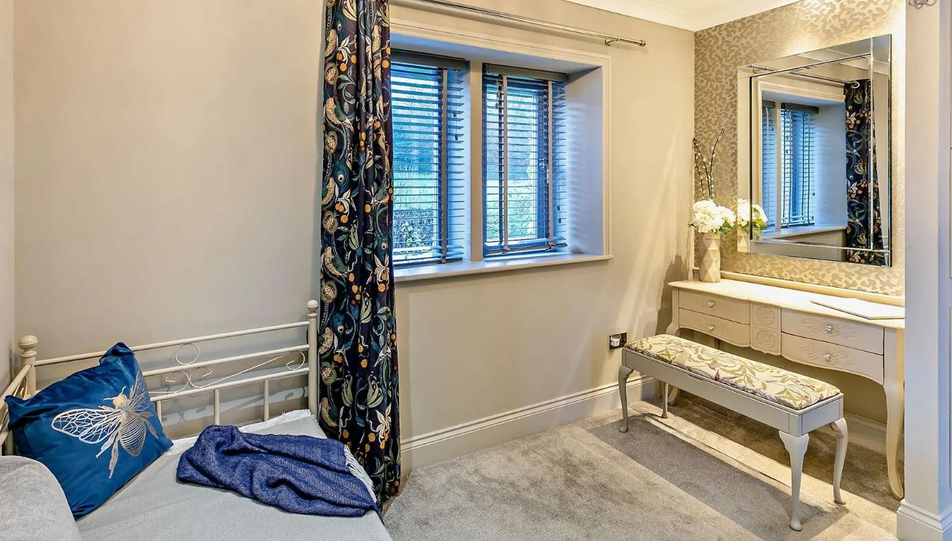 6 Bed In Slaithwaite 93984 Villa Huddersfield