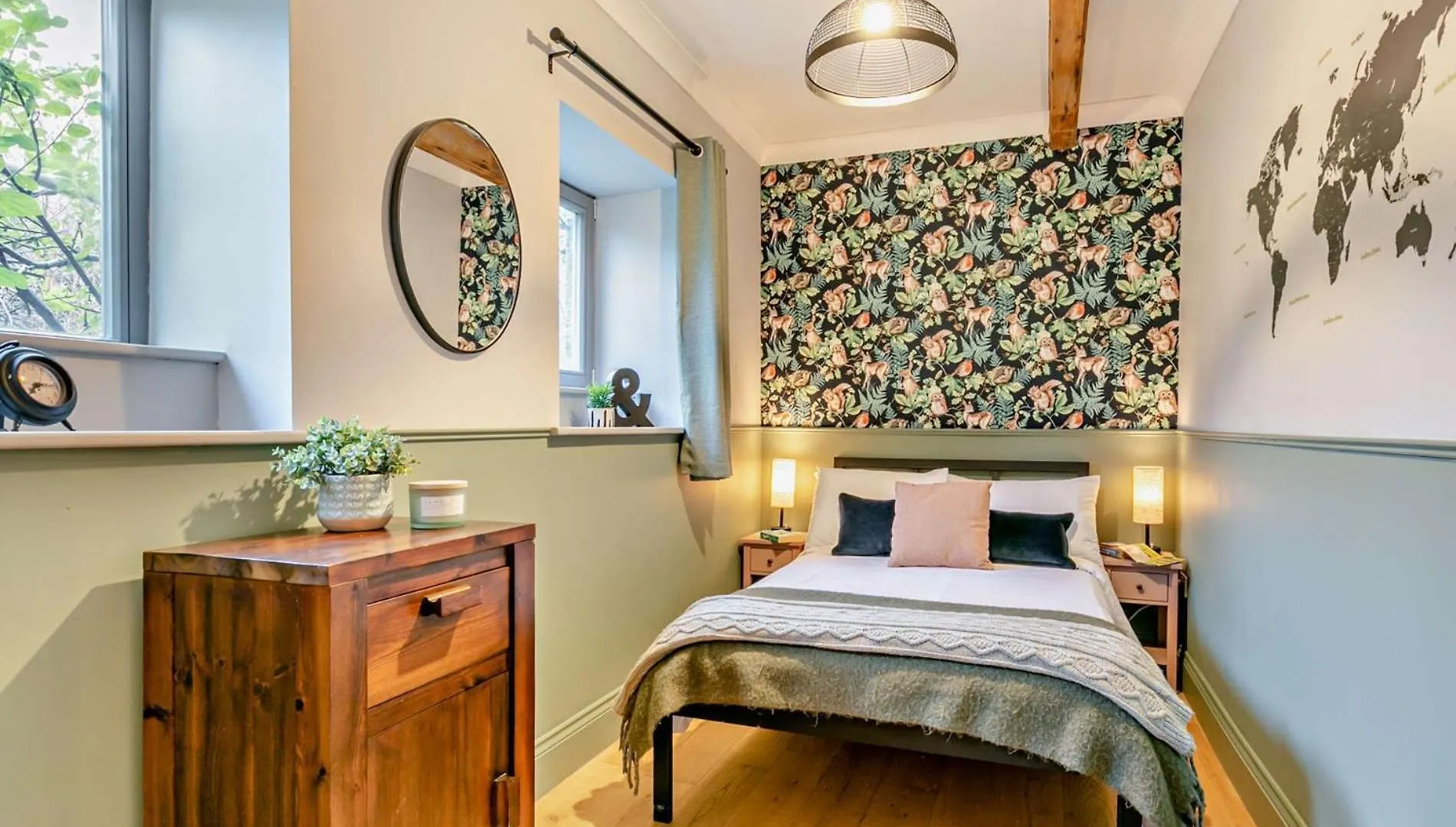 Villa 6 Bed In Slaithwaite 93984 Huddersfield