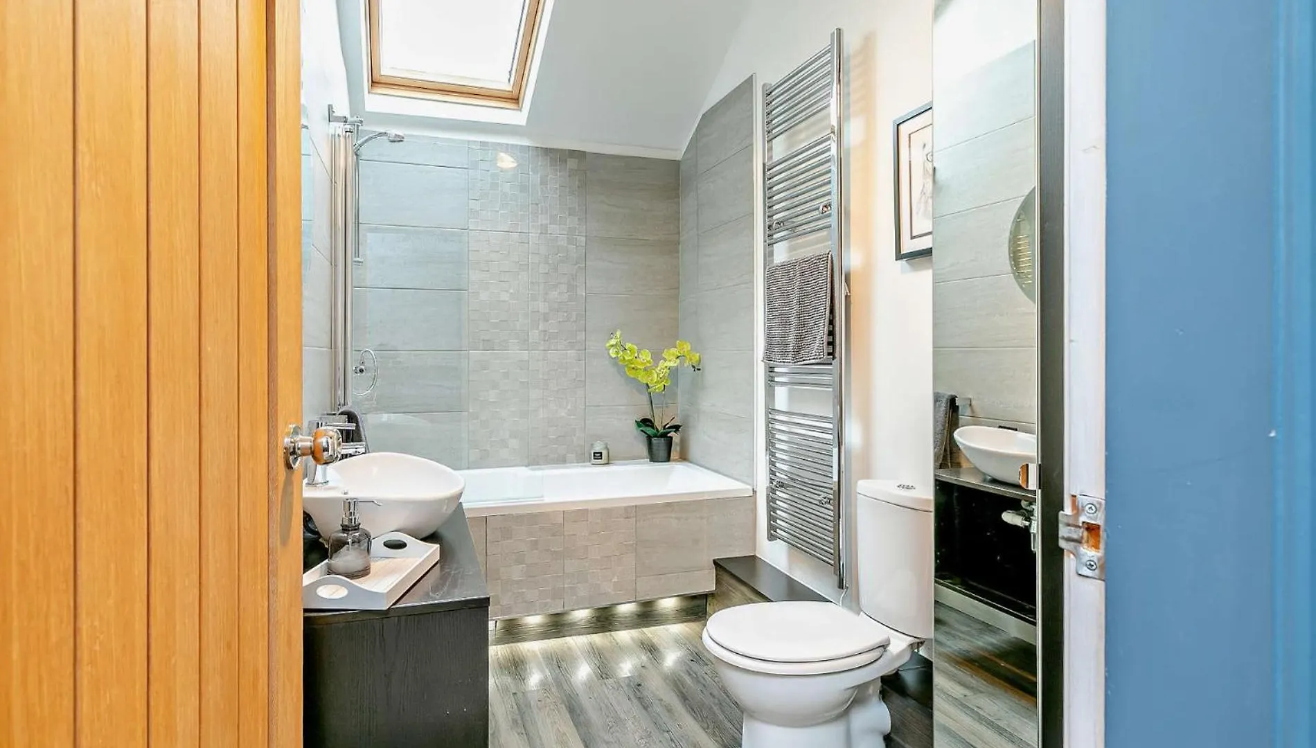 Villa 6 Bed In Slaithwaite 93984 Huddersfield 0*,  Reino Unido